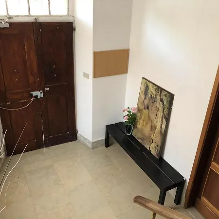 With One Bedroom In With Wifi * 法布里亚诺